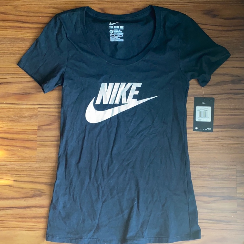 NWT Nike shirt